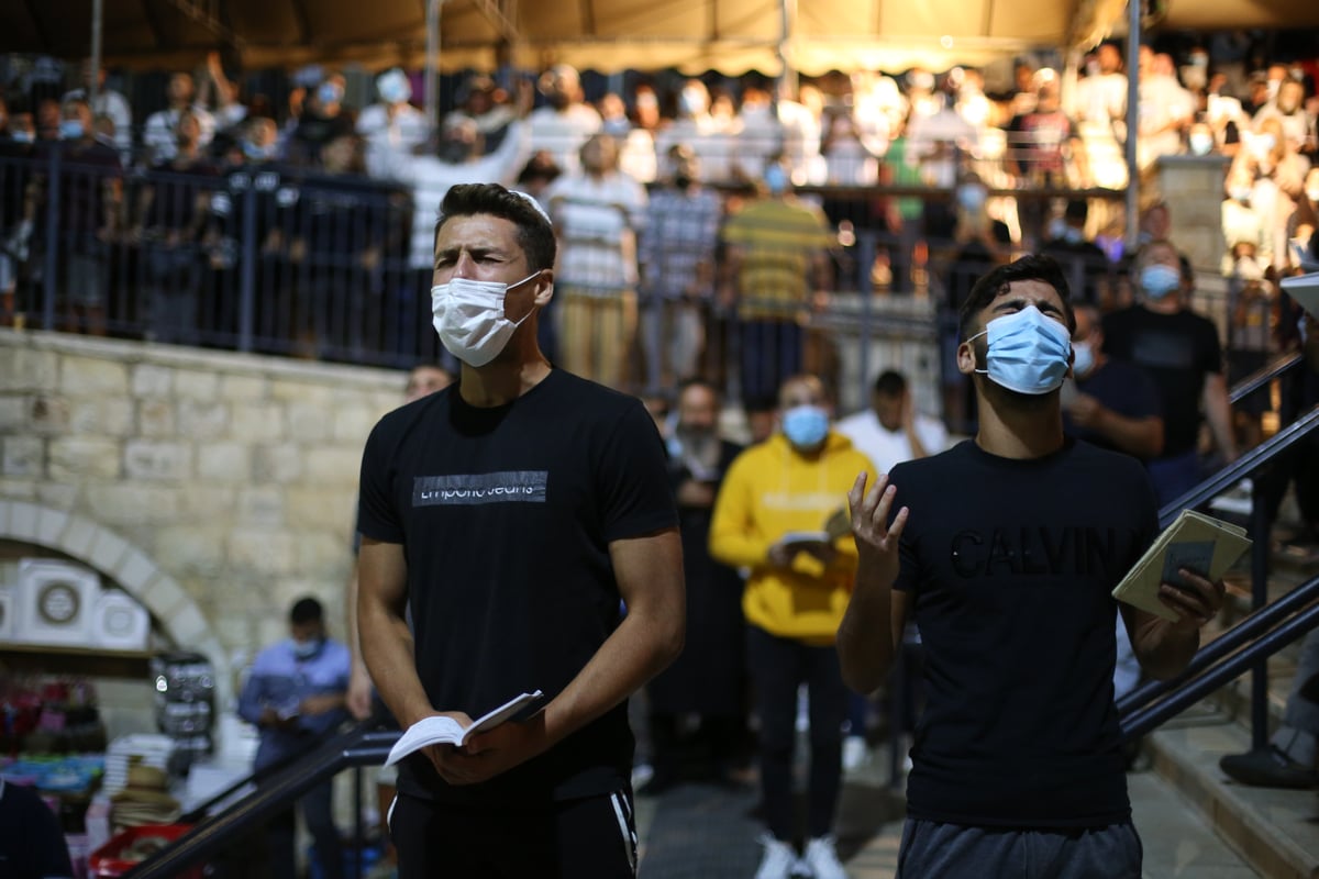 מסורתיים ודתיים בסליחות בציונו של רשב"י