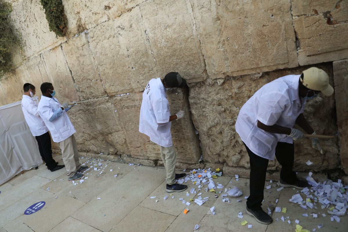 בצל ה'קורונה': הכותל המערבי עבר ניקוי וחיטוי • צפו