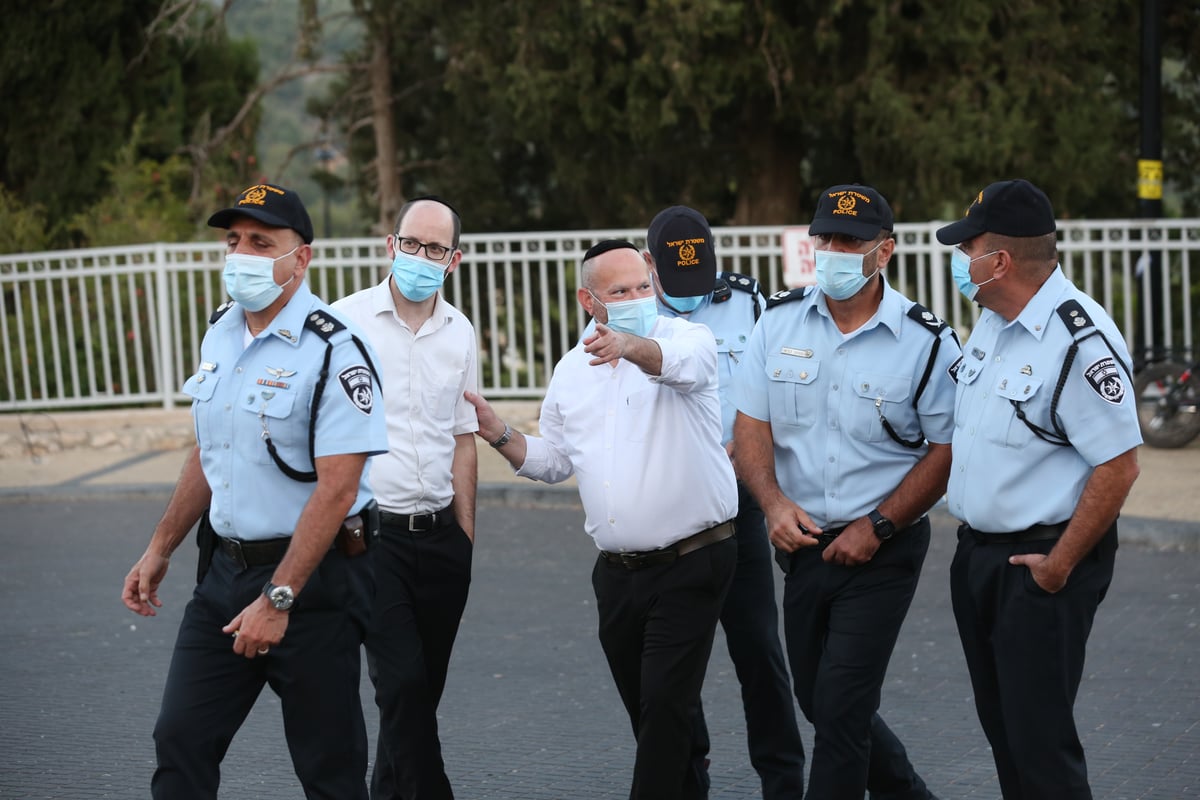 אכיפת הסגר: כך מתפללים פונו מציון הרשב"י