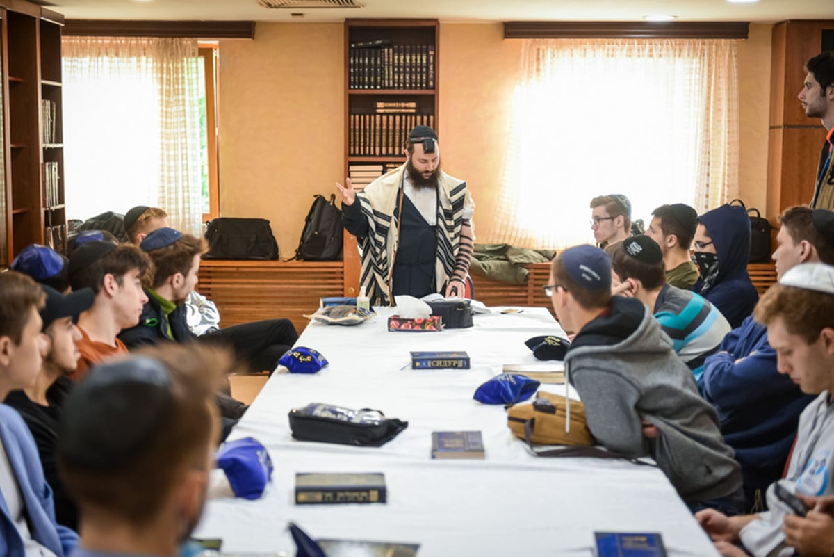 צפו בתיעוד: ערב יום הכיפורים בבירת רוסיה