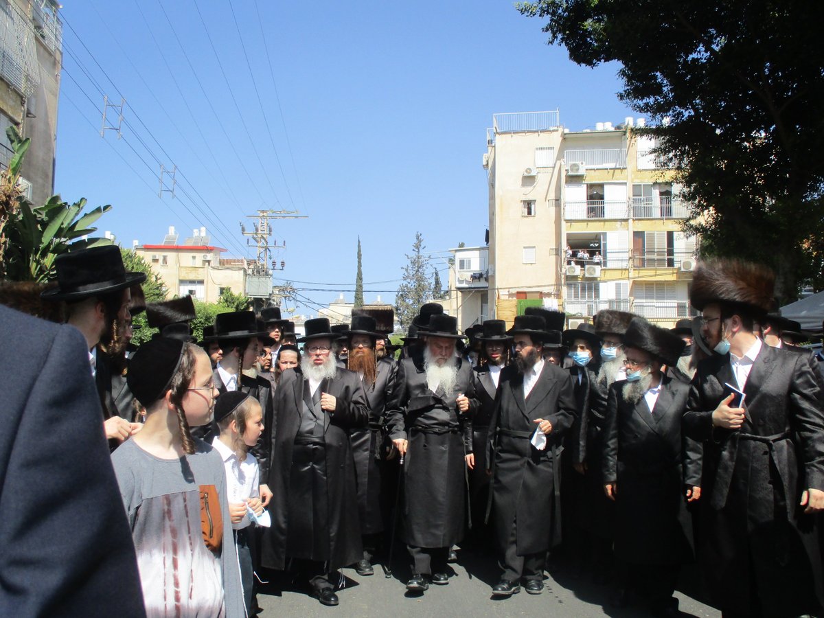 בערב יום כיפור: הרבנית מוואסלוי הובאה למנוחות