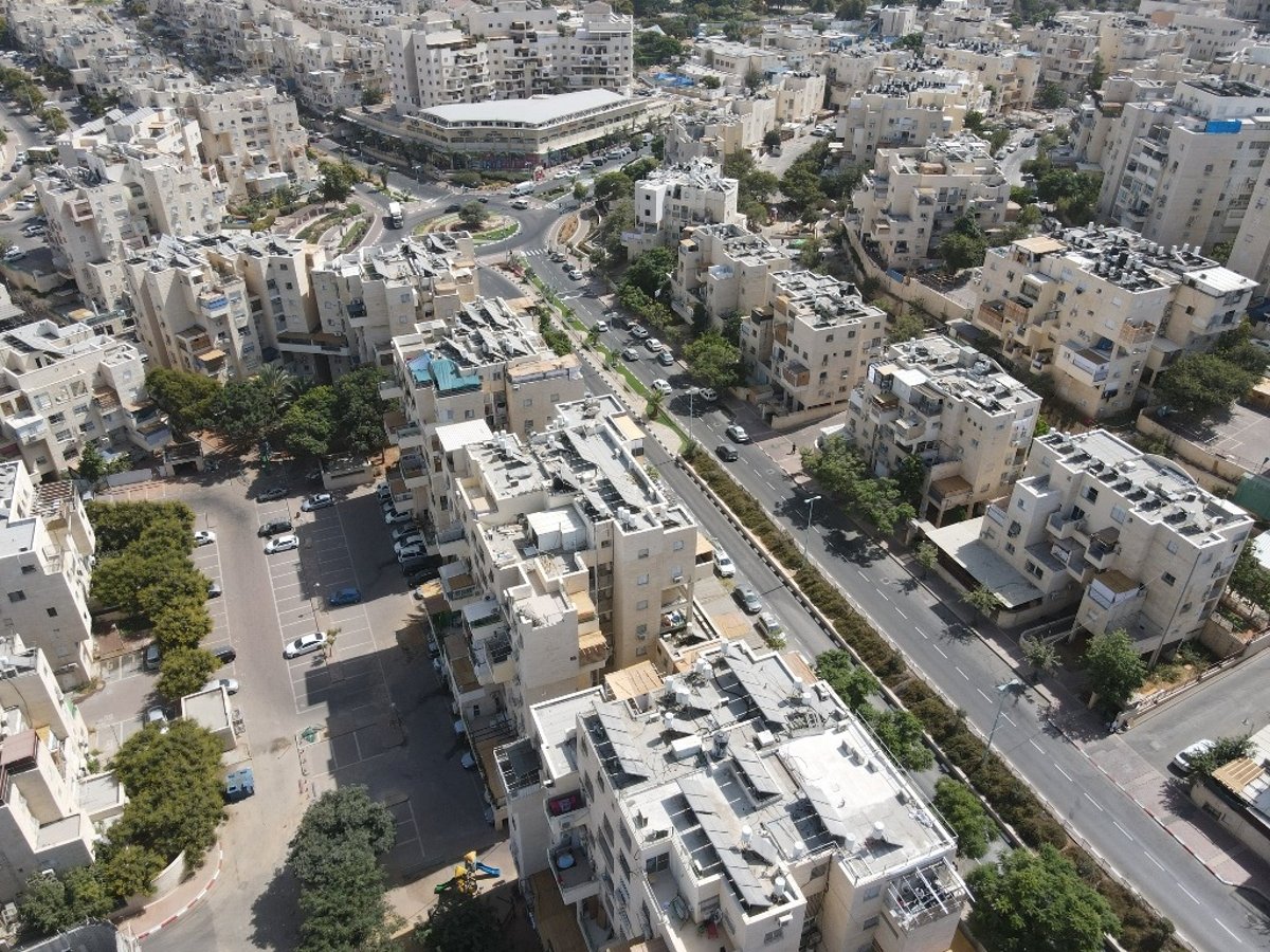 הסגר והסוכות בעיר אלעד • תיעוד מרהיב מהרחפן