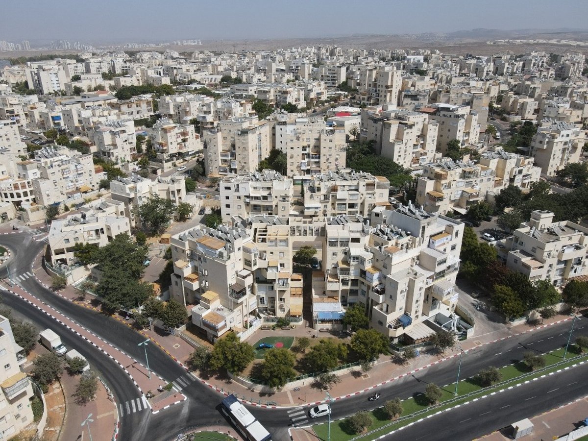 הסגר והסוכות בעיר אלעד • תיעוד מרהיב מהרחפן