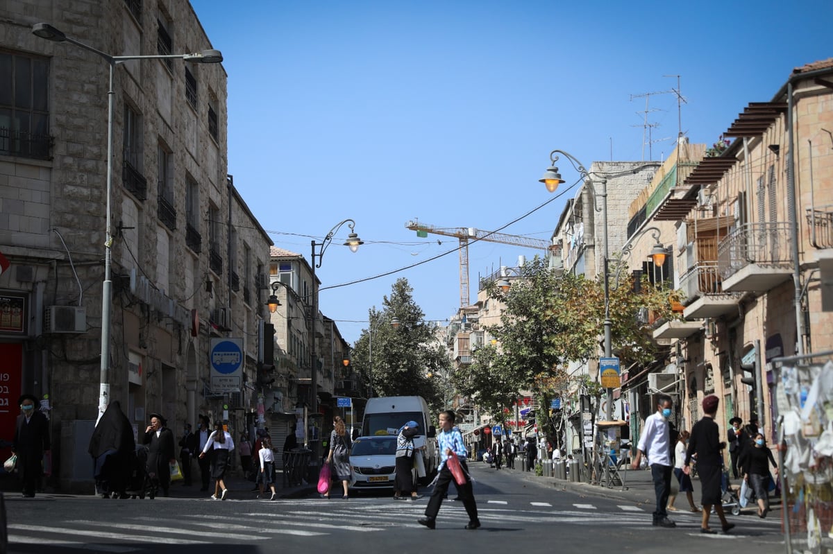 ערב חג הסוכות בשכונות הירושלמיות • צפו