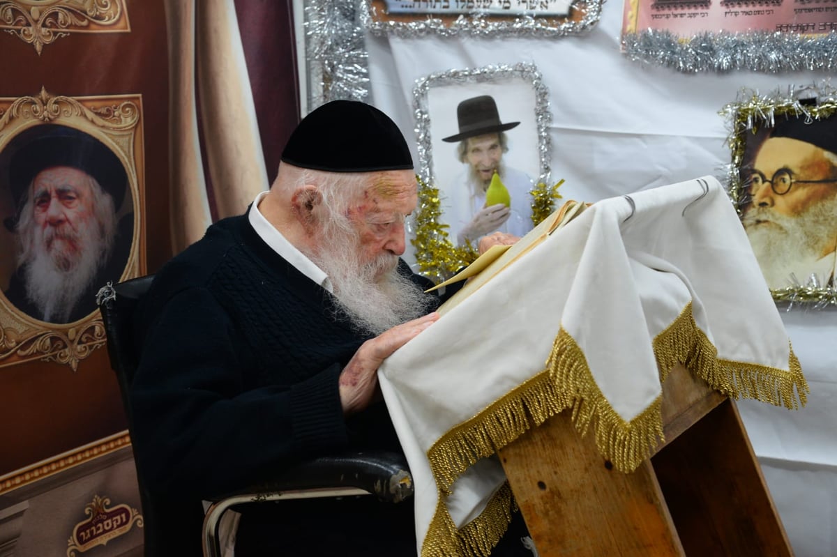 הצלם שהחלים מקורונה תיעד את הגר"ח קנייבסקי