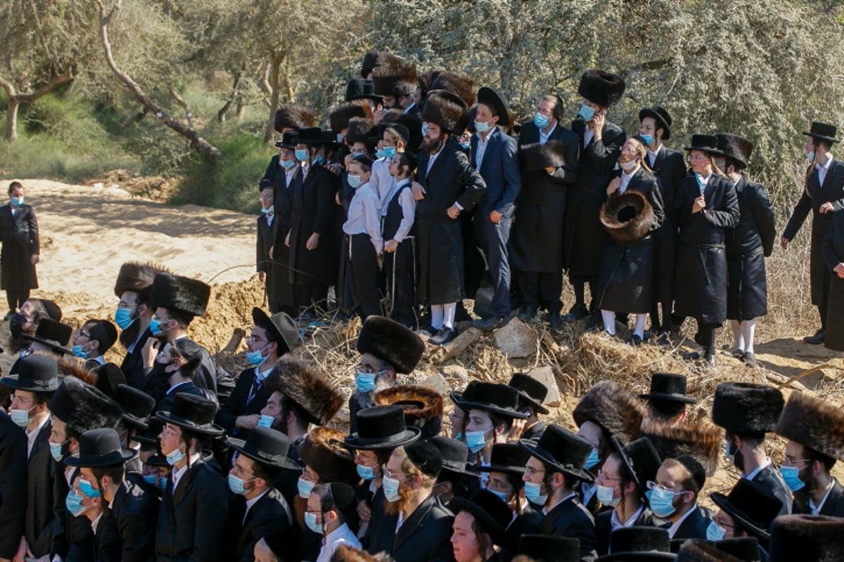 מסע הלוויית האדמו"ר מפיטסבורג זצוק"ל