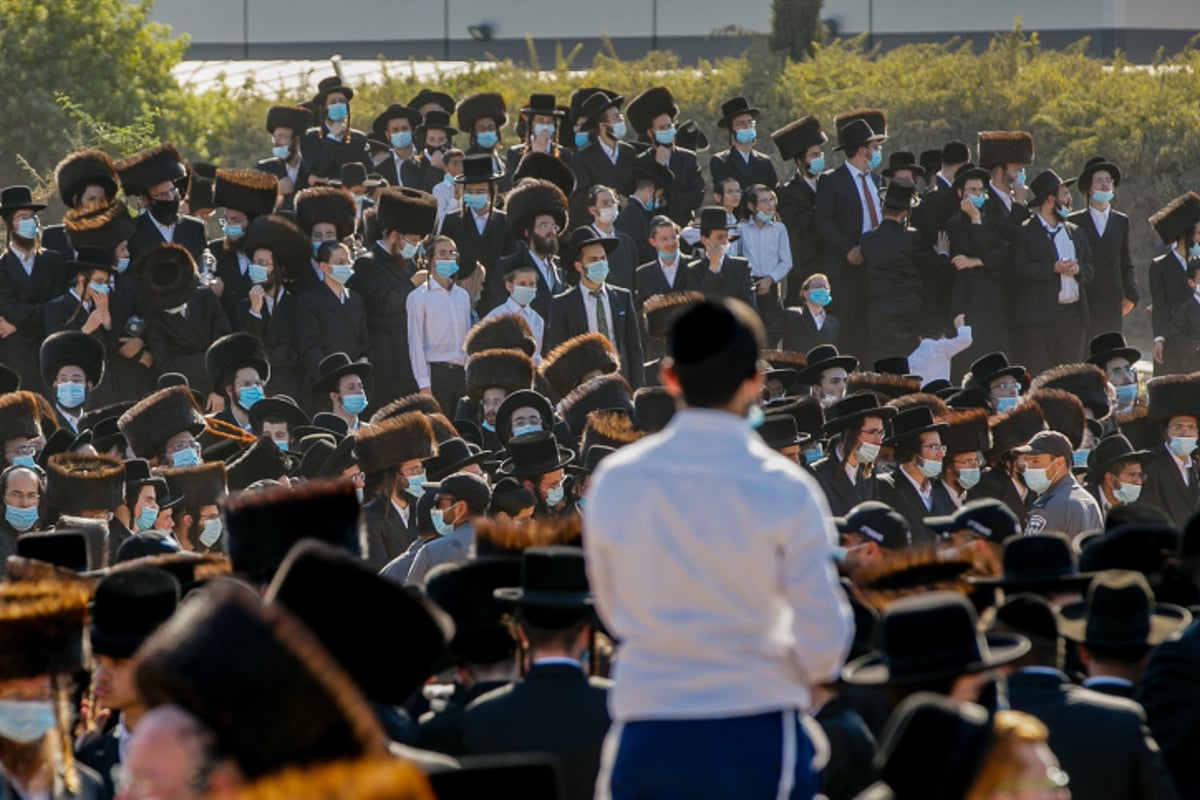 מסע הלוויית האדמו"ר מפיטסבורג זצוק"ל