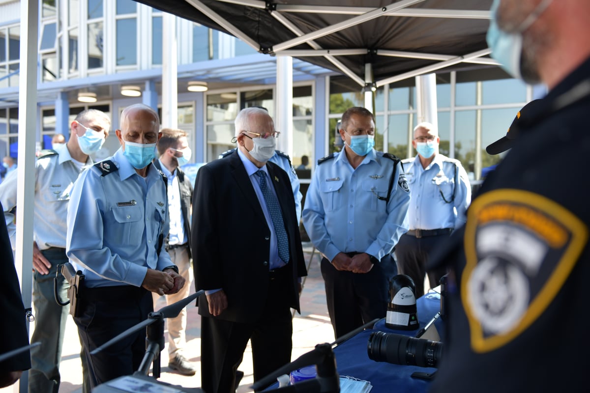 הנשיא ריבלין עודד את השוטרים: "יש ביקורת, אין כעס"