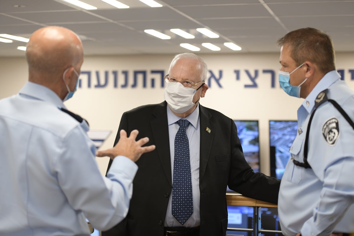 הנשיא ריבלין עודד את השוטרים: "יש ביקורת, אין כעס"