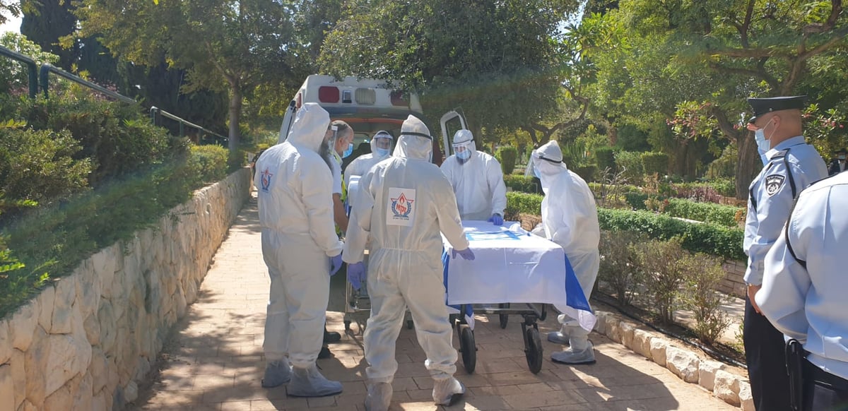 ה'קדיש' של ילדי השוטר מבני ברק שנפטר מקורונה