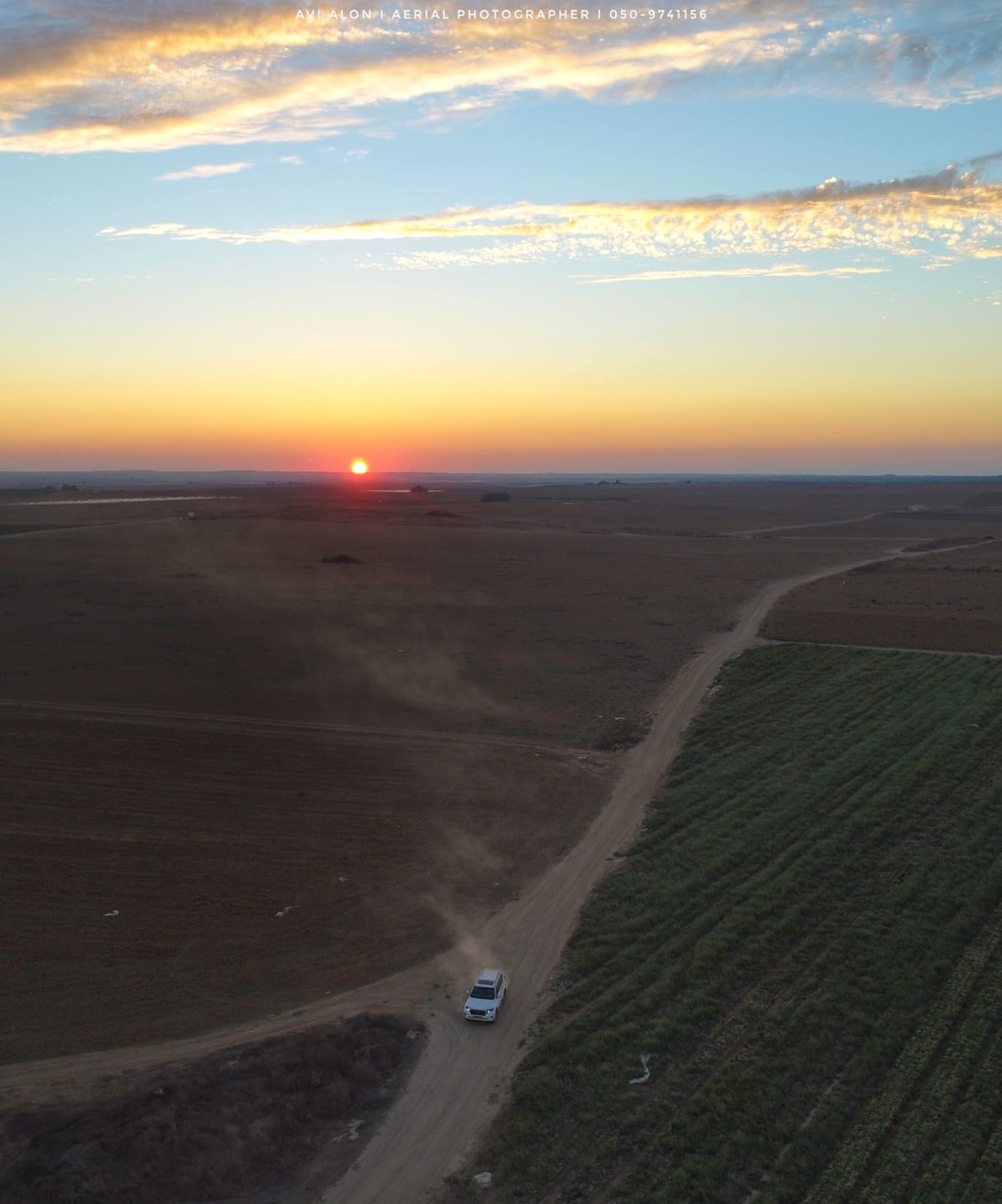 השקיעה המרהיבה; מבט מגובה הרחפן