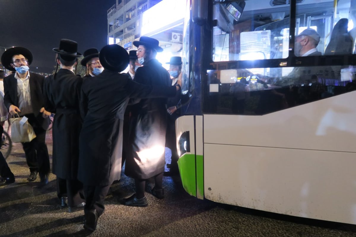 מאות הפגינו בביתר עילית נגד סגירת ת"תים