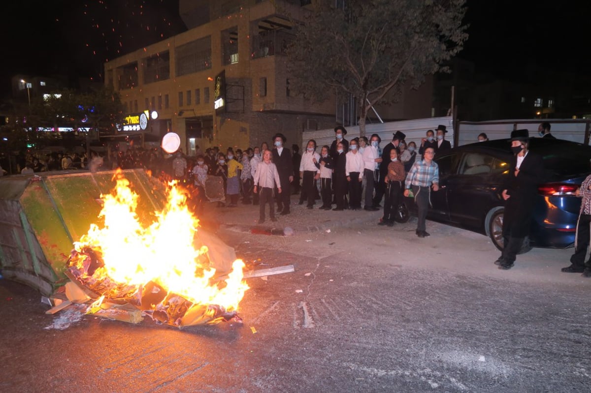 מאות הפגינו בביתר עילית נגד סגירת ת"תים