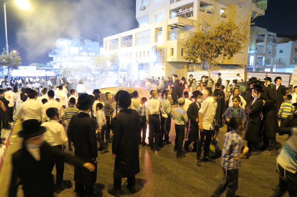 מאות הפגינו בביתר עילית נגד סגירת ת"תים