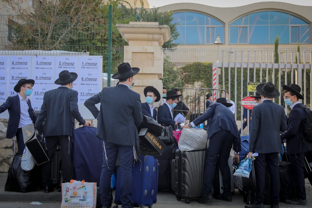 כך התחילו ב'חברון' את הזמן • תיעוד נרחב