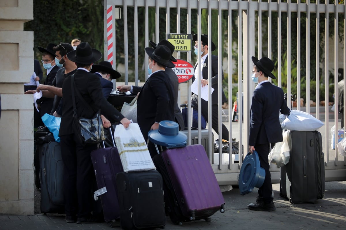 כך התחילו ב'חברון' את הזמן • תיעוד נרחב