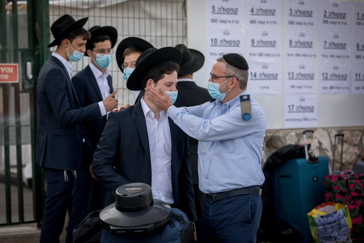 כך התחילו ב'חברון' את הזמן • תיעוד נרחב