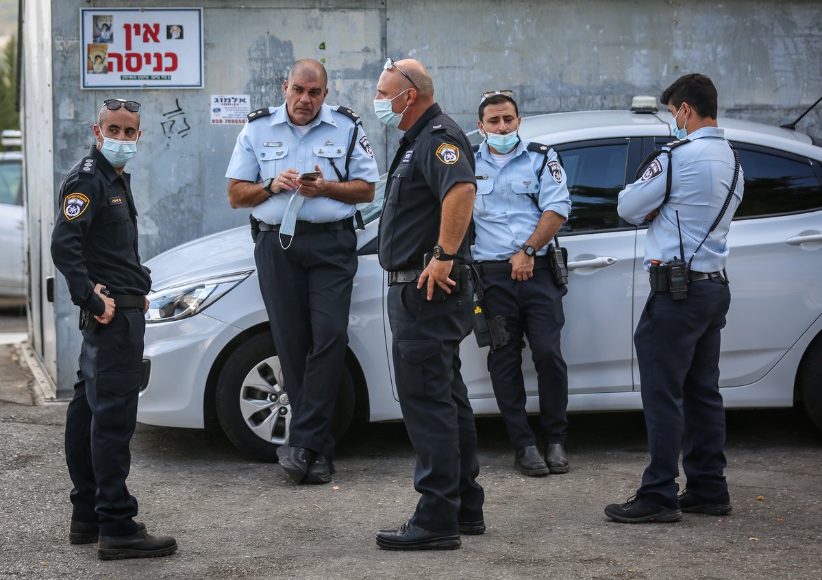 חיפושים: מי הצעיר שהתנפל על שוטר במירון