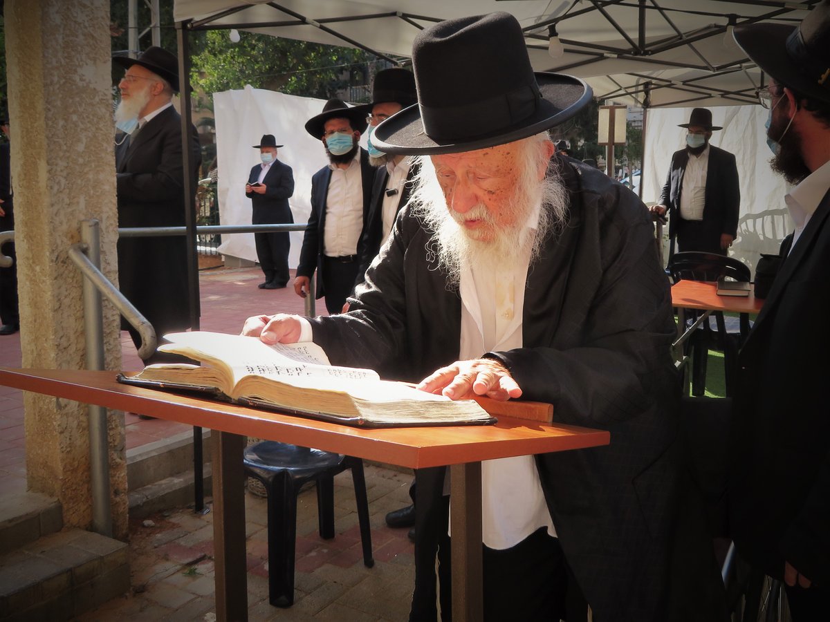 צפו בתיעוד: ברית לנינו של הגרב"ד פוברסקי