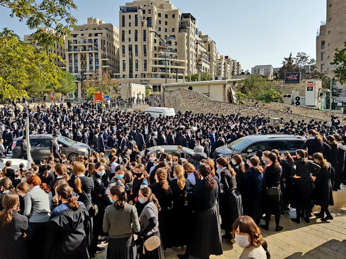 תיעוד נרחב: הלוויתו של ה'פוסק' האמריקני, בישראל