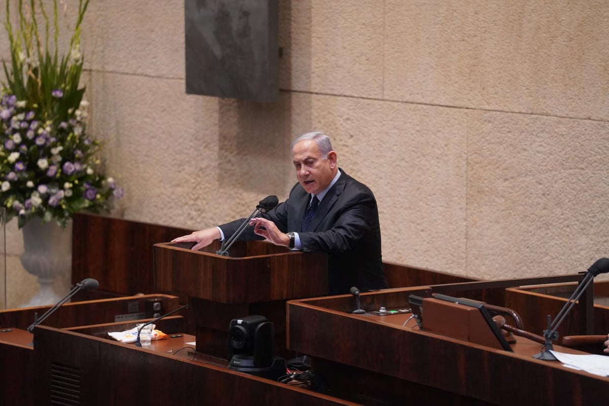 נתניהו: "שימו מסכות על האף ותראו שהכל נפתח"