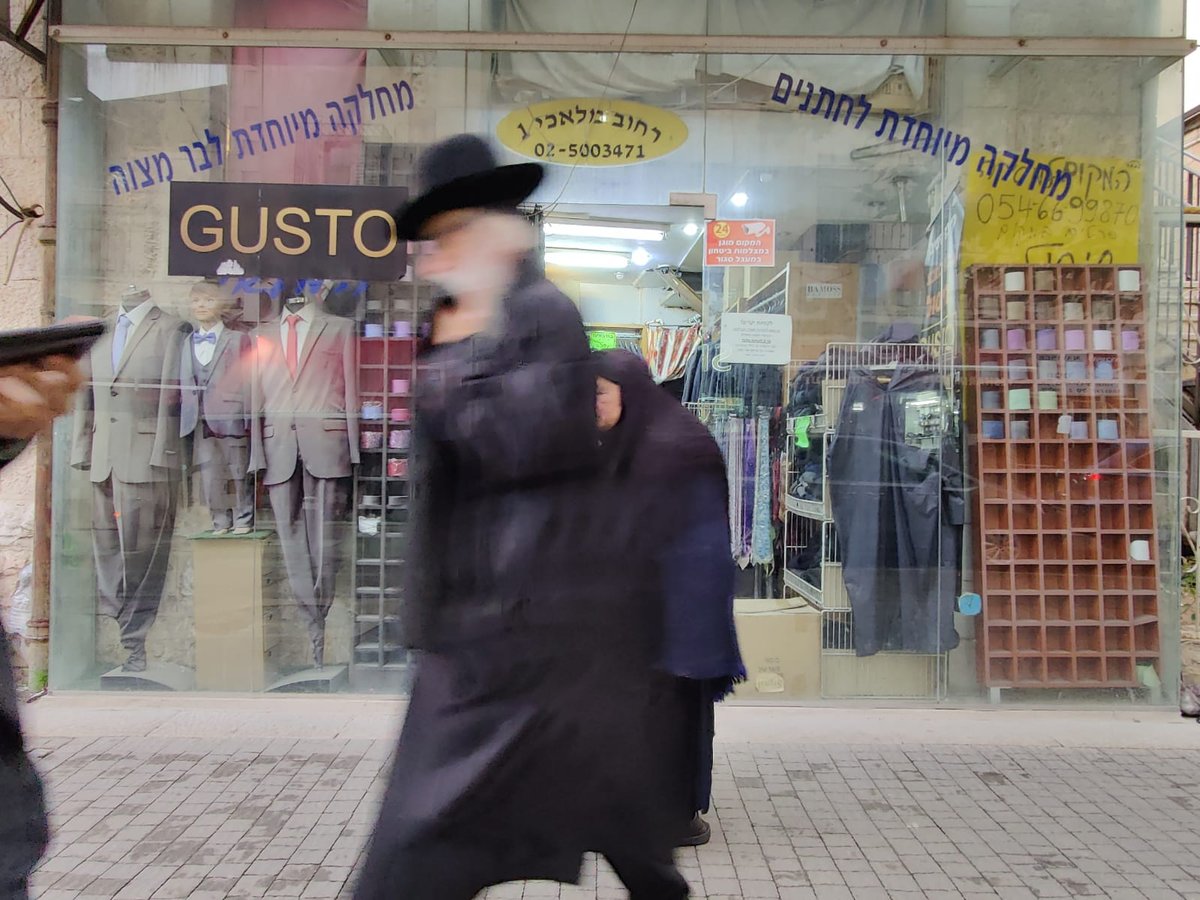 חנויות נסגרות בזו אחר זו: "הסגרים פגעו בזמנים הקריטיים"