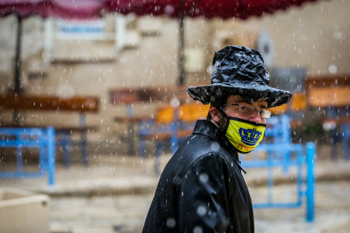 תיעוד רטוב: גשמי הברכה בעיר הקודש צפת