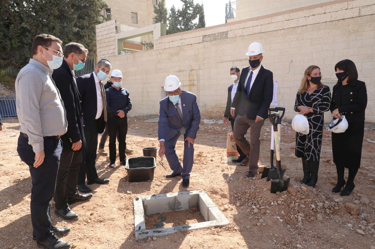 בשורה לקשישים חרדים בירושלים: יוקם מרכז יום