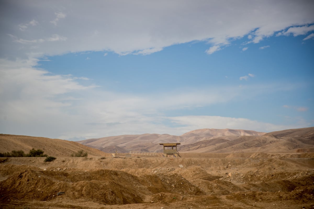 ציידי השיטפונות יצאו למדבר יהודה •  גלריה