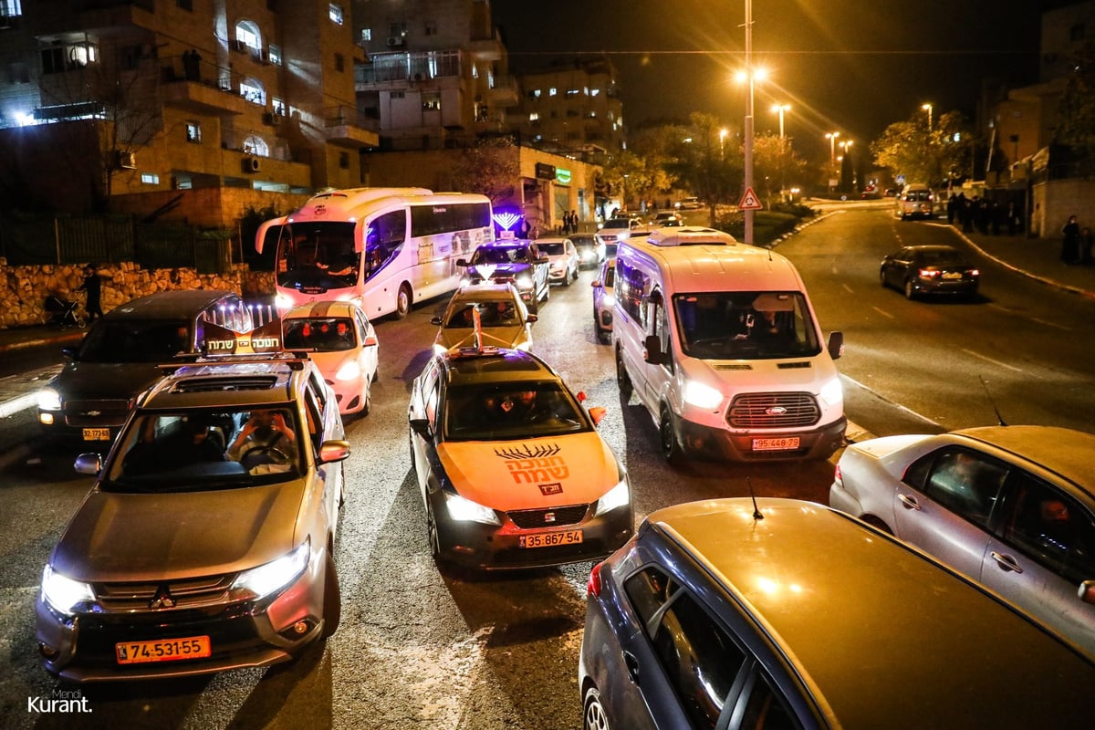 רקדני "האפ קוזאק" שמחו את הירושלמים; תיעוד