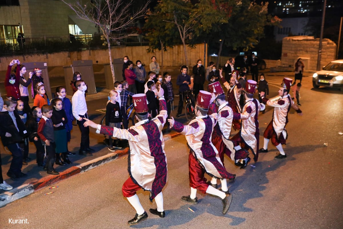 רקדני "האפ קוזאק" שמחו את הירושלמים; תיעוד