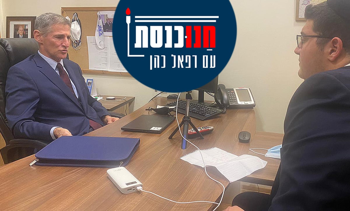 חנוכה עם יאיר גולן: 'נתניהו - האיום הגדול ביותר על קיומנו'