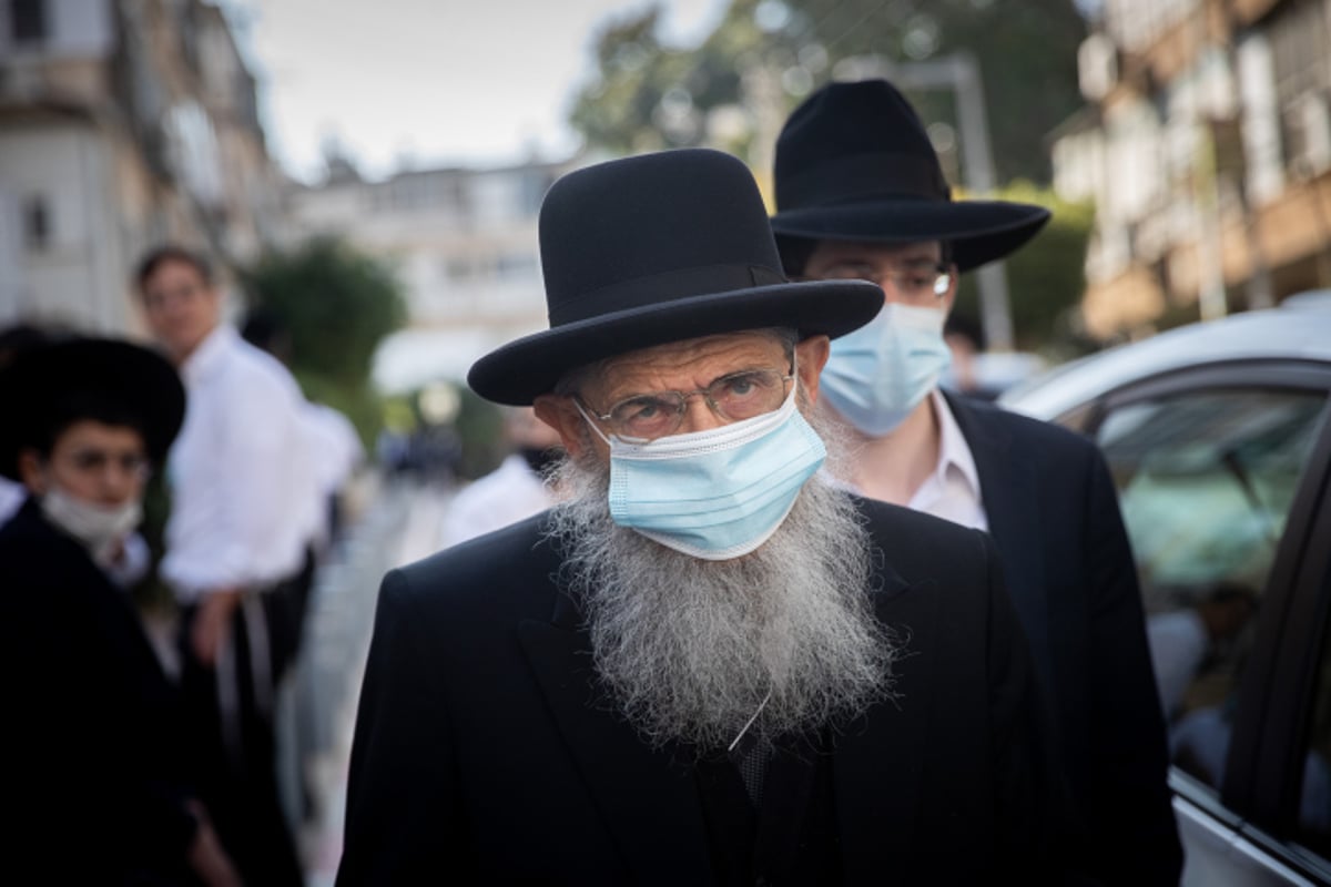 רה"י מגיע להשתתף בישיבת המועצת של דגל התורה