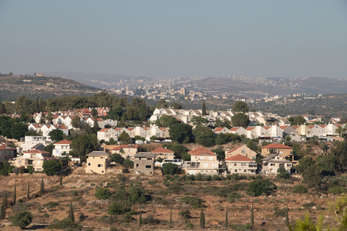 הוסכם: הממשלה תסדיר התנחלות ובדואים