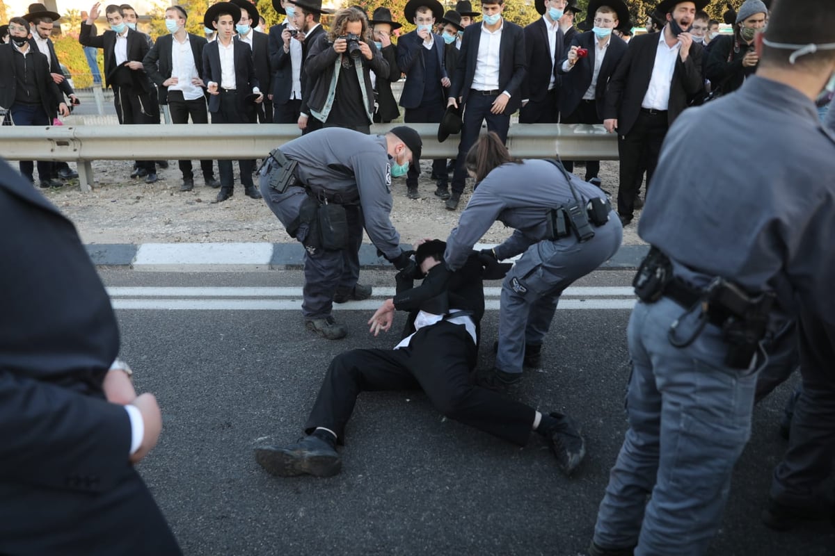 עסקן הפלג לקצין: "לא היה עדיף לשחרר את העציר שלנו?" • צפו