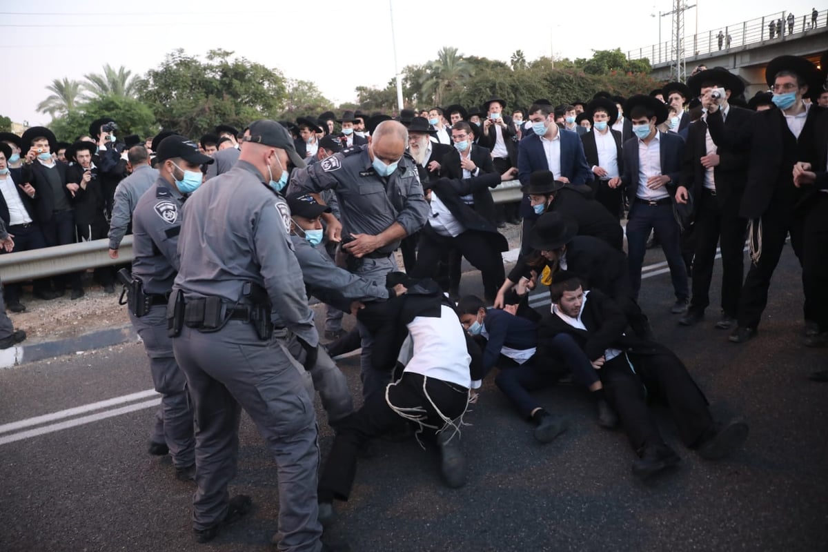 עסקן הפלג לקצין: "לא היה עדיף לשחרר את העציר שלנו?" • צפו