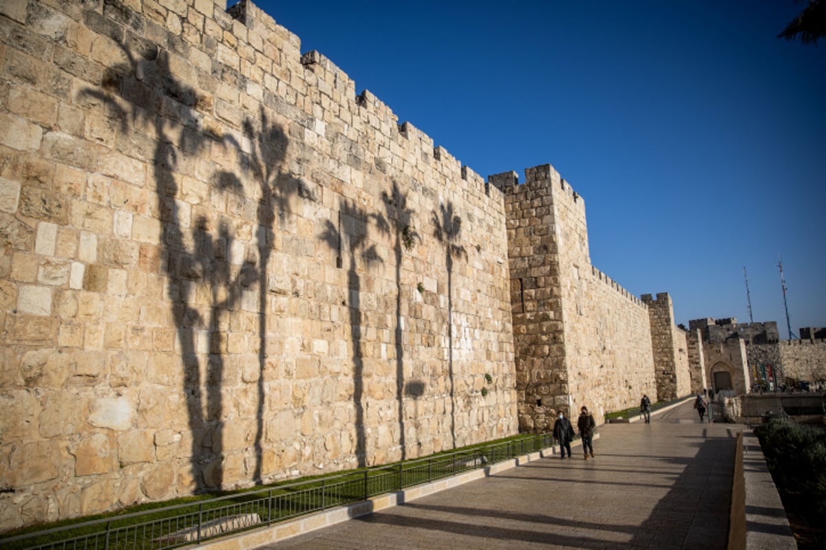 תחזית:  חם מהרגיל לעונה, בשבת יהיה דומה