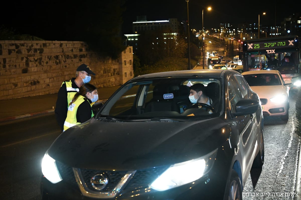 ליד שמעון הצדיק: גלריה ממחסום המשטרה