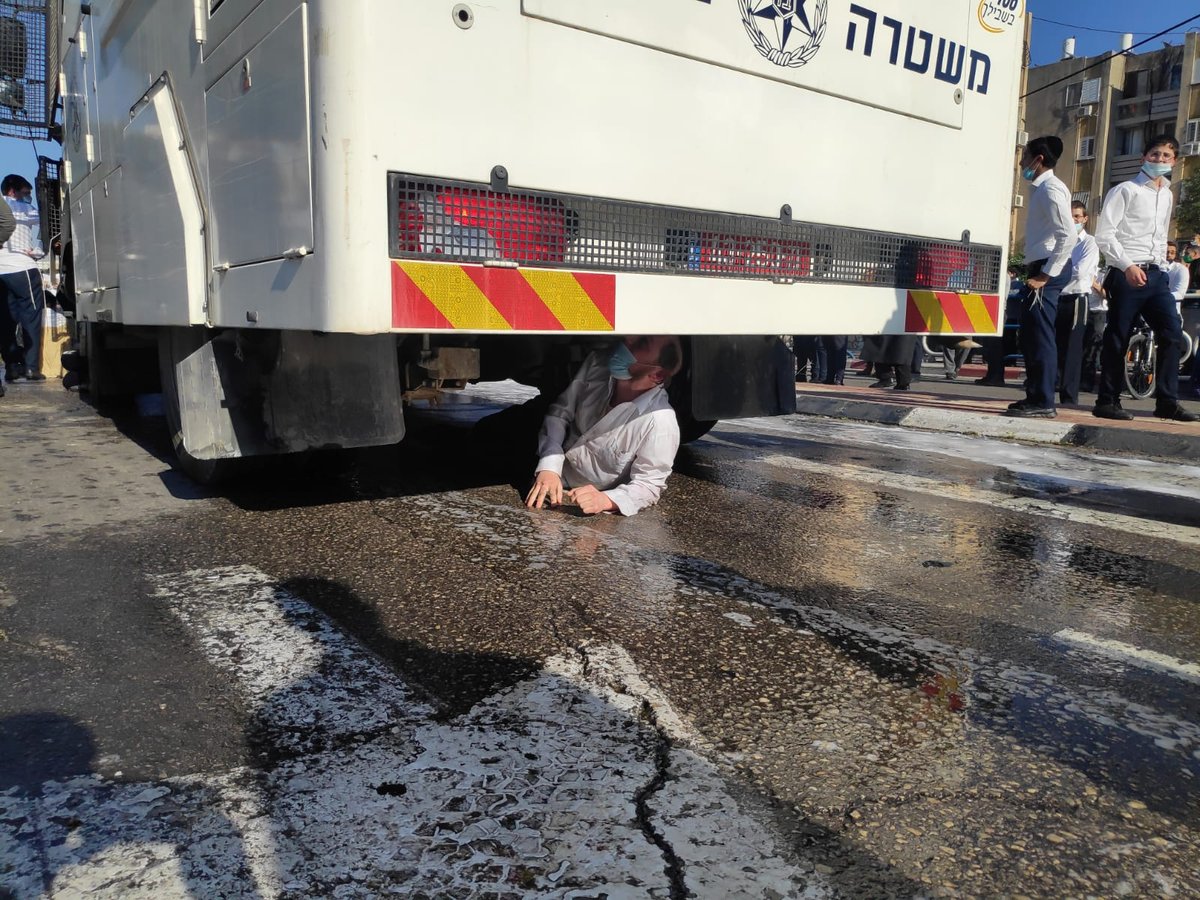 זעם: אנשי הפלג התפרעו; הרב שניסה להרגיע - נעצר בכוח