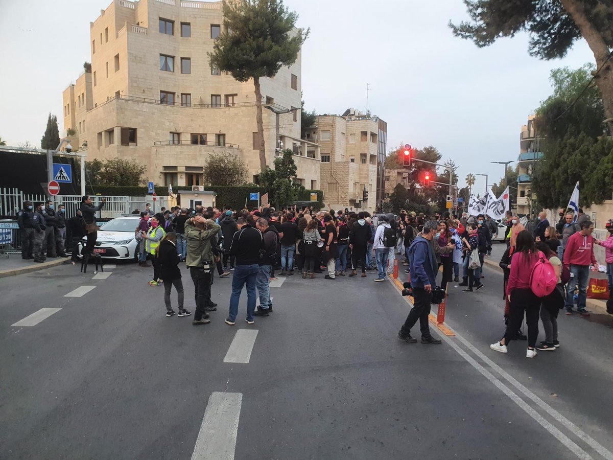 המפגינים נגד נתניהו קמו מוקדם; 7 נעצרו