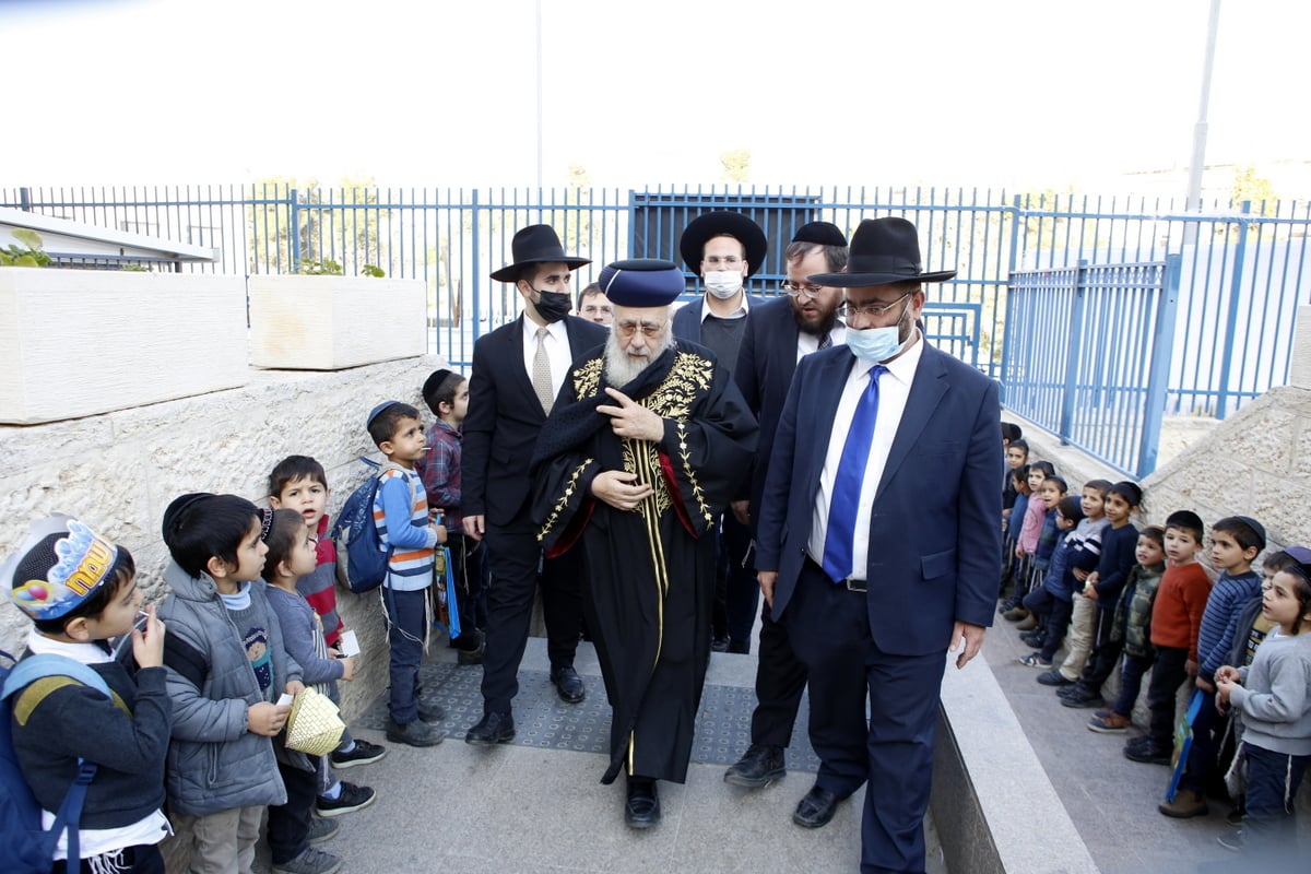 תיעוד: ילדי 'סוכת דוד' זכרו את הנגיד בכינוס בהשתתפות הרב הראשי