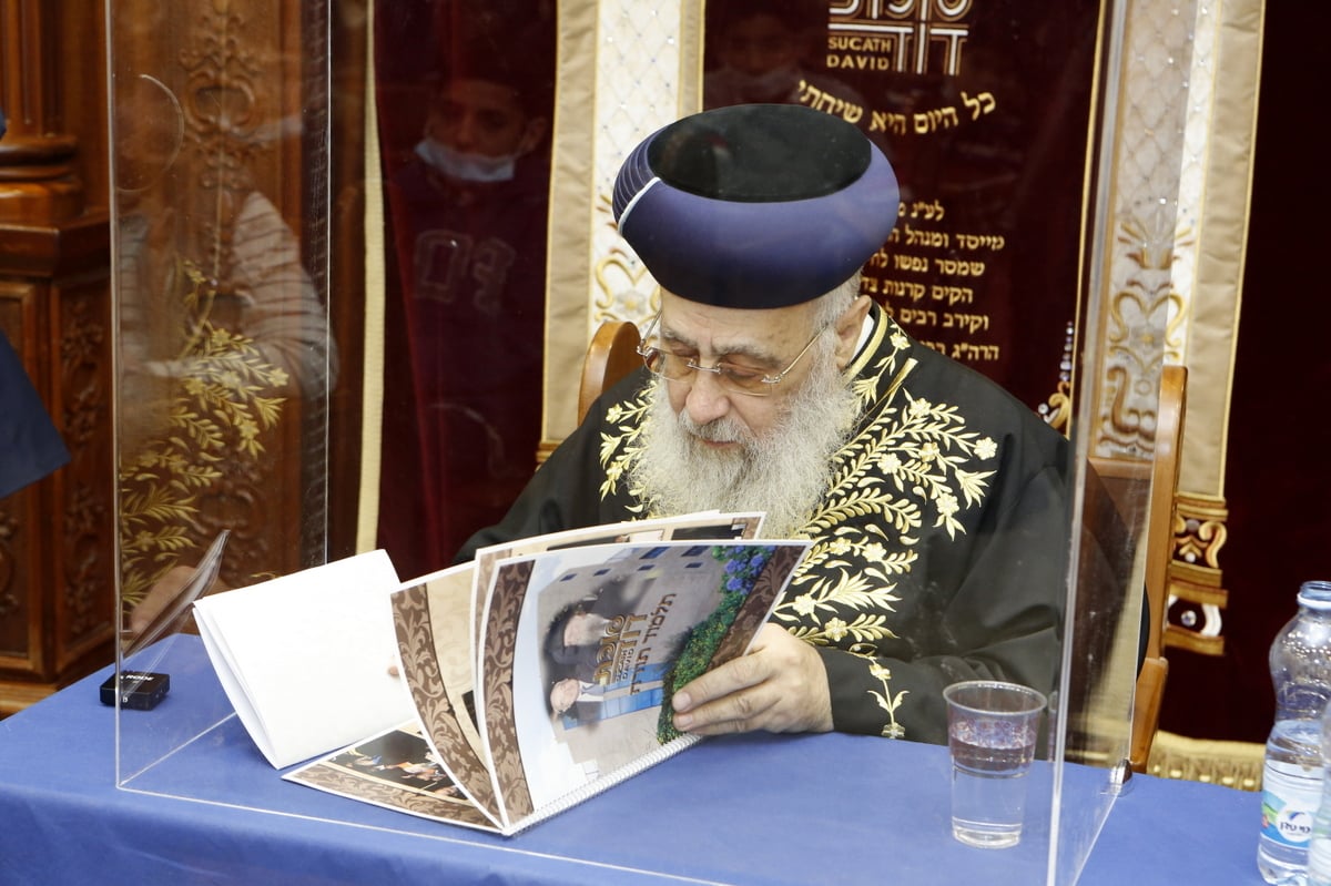 תיעוד: ילדי 'סוכת דוד' זכרו את הנגיד בכינוס בהשתתפות הרב הראשי