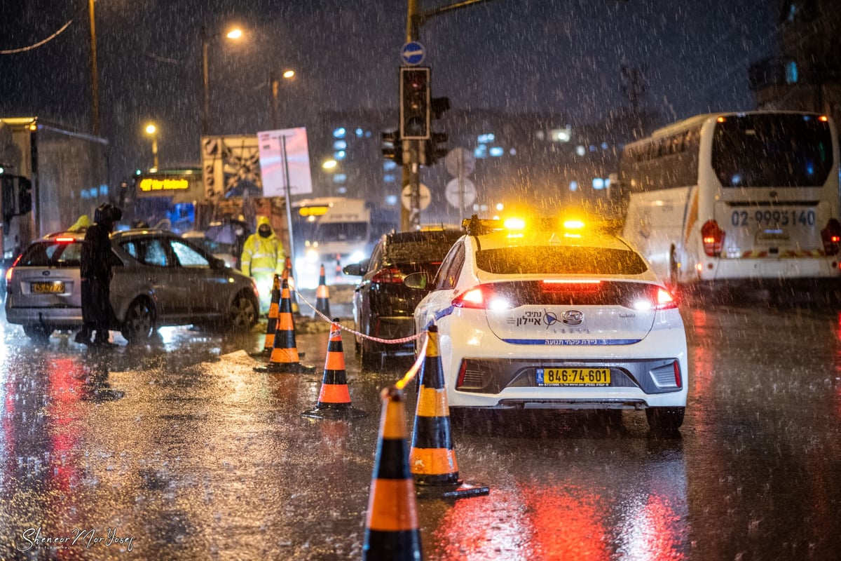 תיעוד מרענן: רחובות ירושלים בגשם הסוער