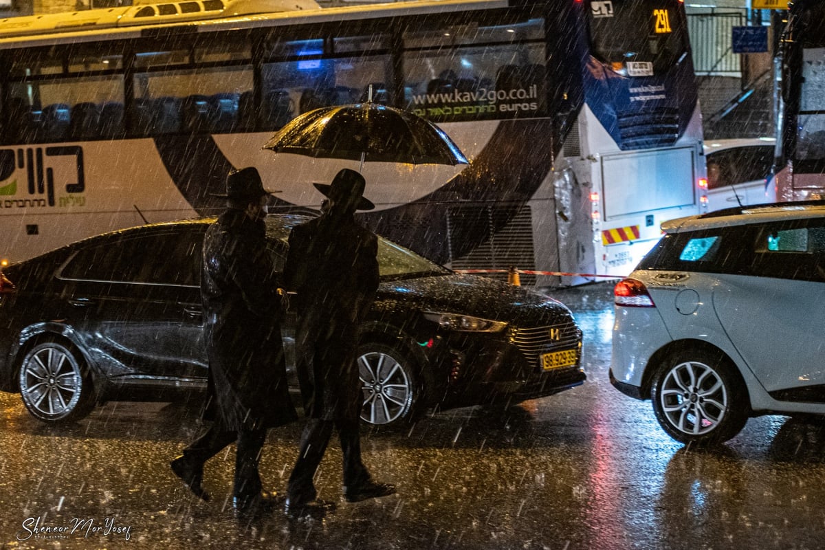 תיעוד מרענן: רחובות ירושלים בגשם הסוער