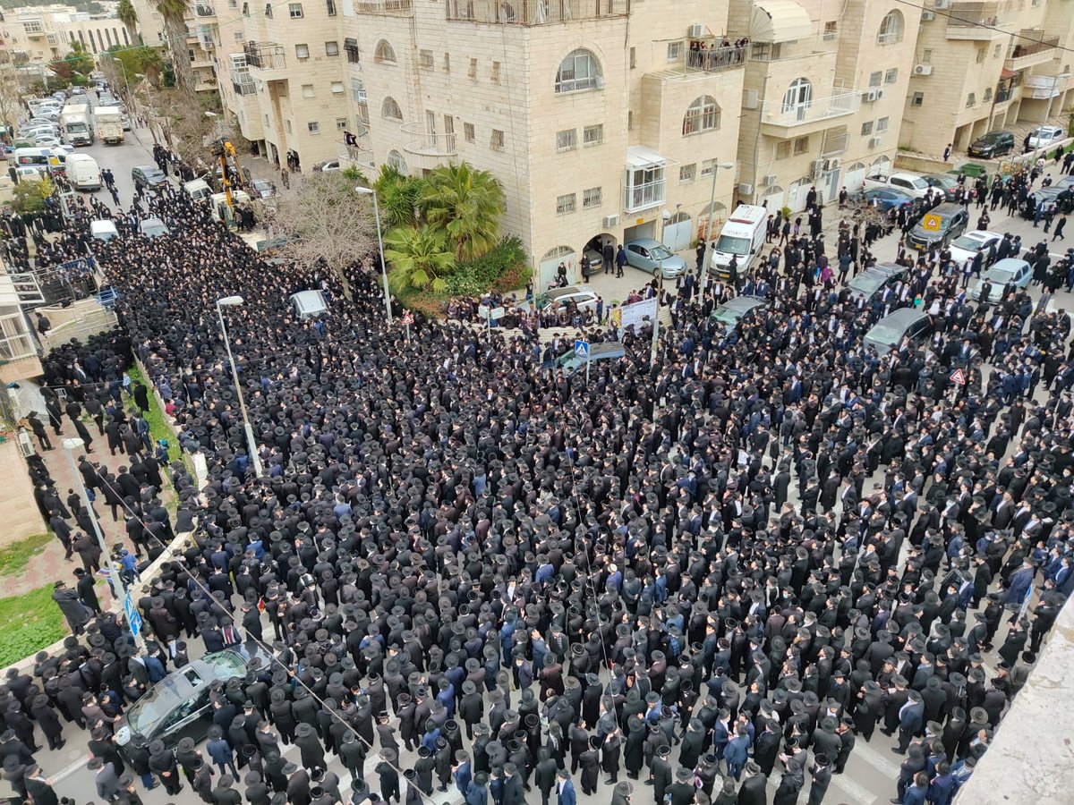 רבבות בלווית ראש ישיבת בריסק הגרמ"ד סולובייצ'יק זצ"ל