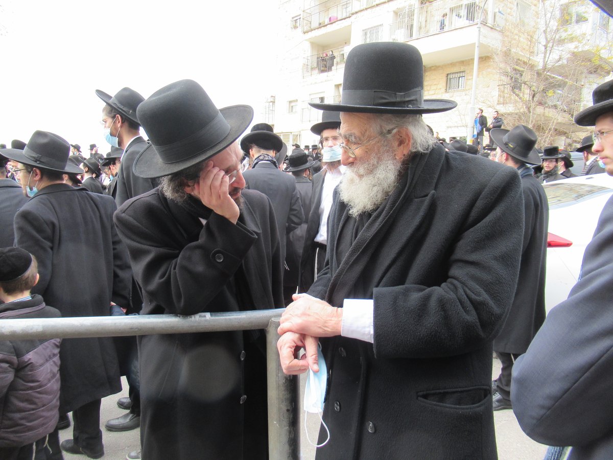 רבבות בלווית ראש ישיבת בריסק הגרמ"ד סולובייצ'יק זצ"ל