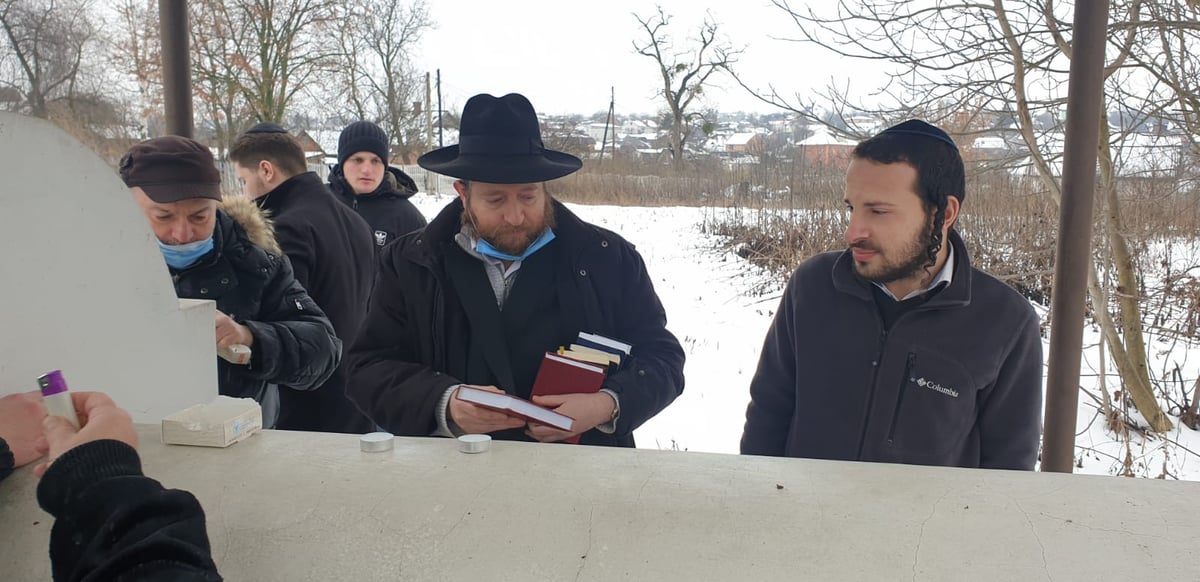 מניין מצומצם: העלייה לקברו של בעל 'שער משפט'