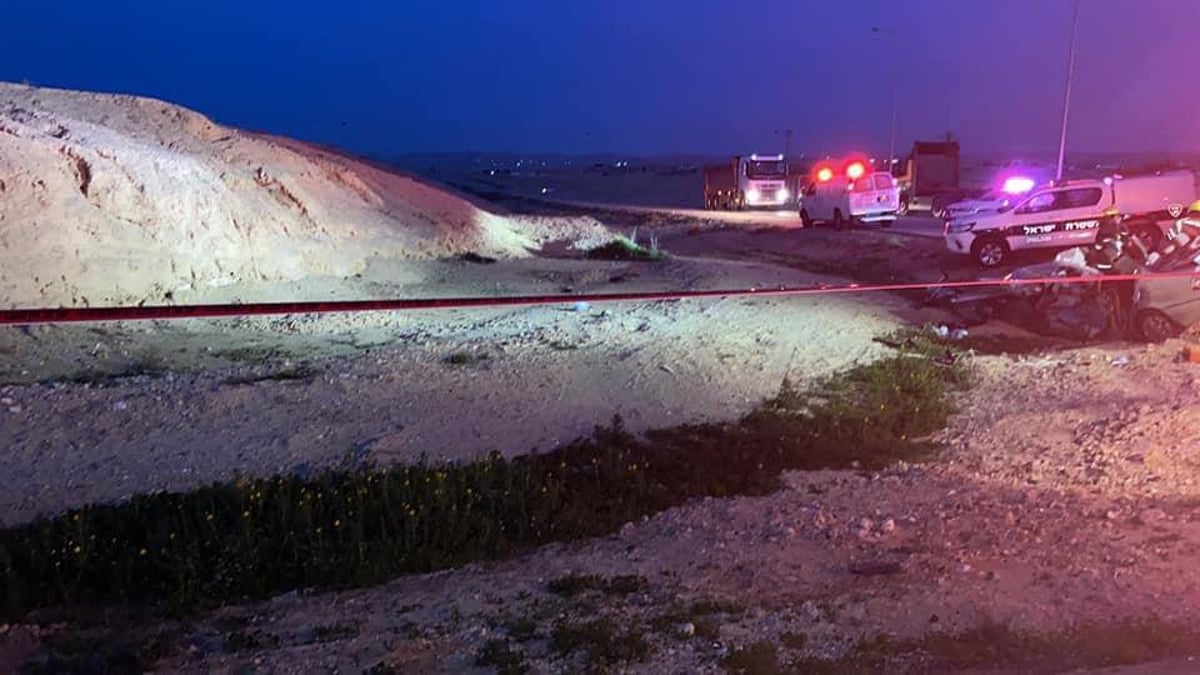 רכב ומשאית התנגשו חזיתית; נהג הרכב נהרג