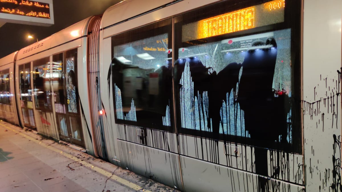 בלשי הימ"ר עצרו חשוד בהשחתת הרכבת הקלה בירושלים