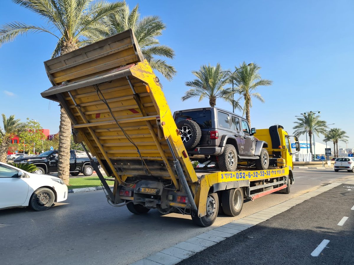 באר שבע: נהג השתולל עם הג'יפ ונחסם • צפו